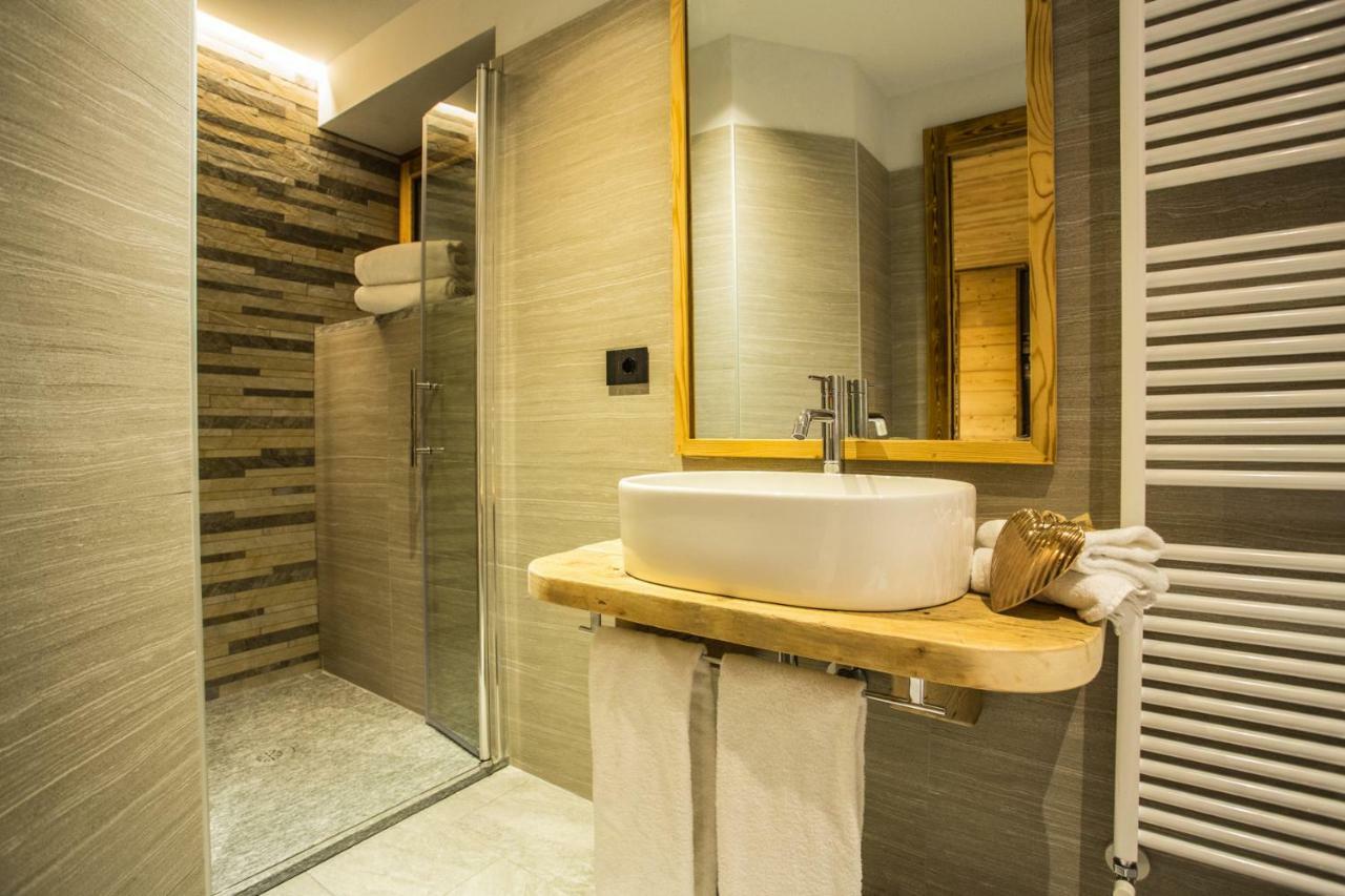 Alpine Rooms Guesthouse Breuil-Cervinia Exterior foto