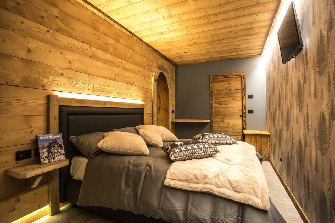 Alpine Rooms Guesthouse Breuil-Cervinia Exterior foto