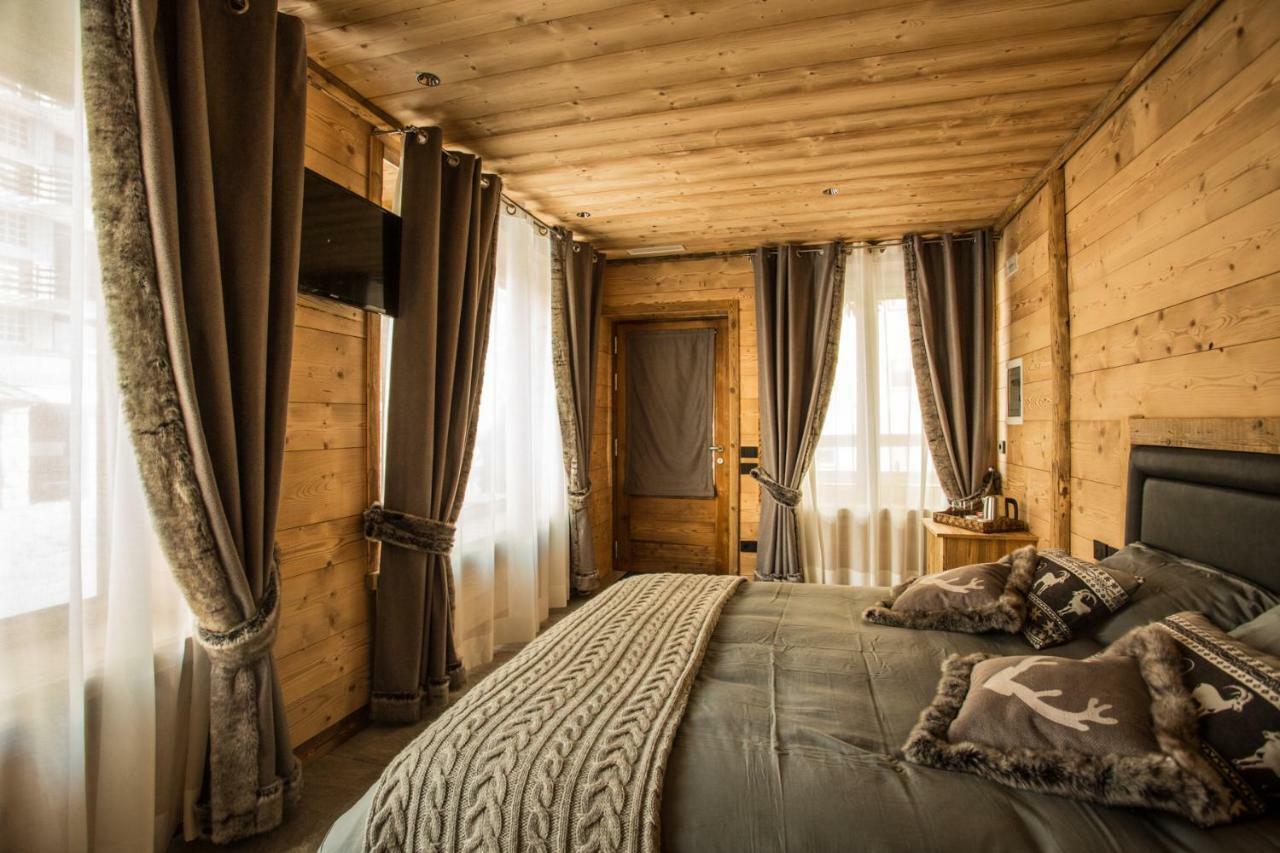 Alpine Rooms Guesthouse Breuil-Cervinia Exterior foto
